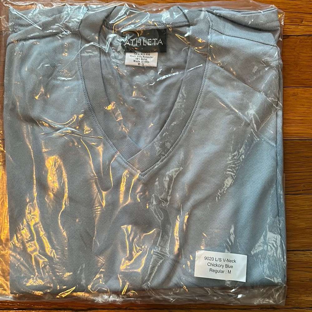Brand new Athleta v neck long sleeve